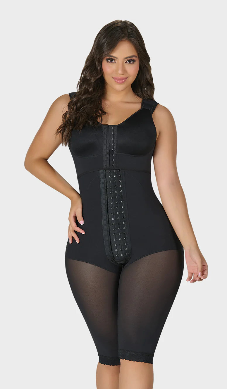 F-00470- Faja tipo reloj de arena con brasier sobrepuesto